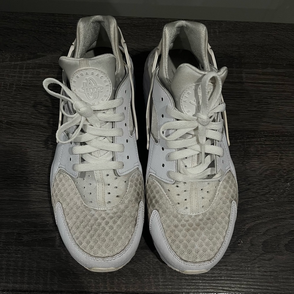 NIKE huarache shoes